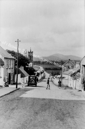 CHAPEL STREET SHOWING SLIEVE SNAGHT